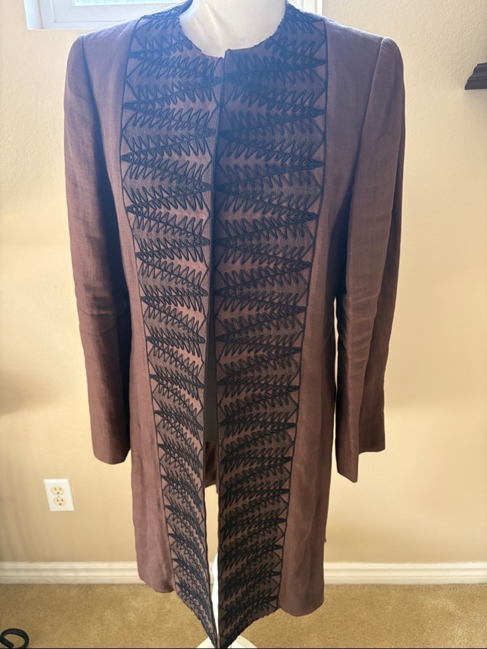 Brown Linen Embroidered Long Blazer Jacket w/Open Front Side Pockets & Slits-6